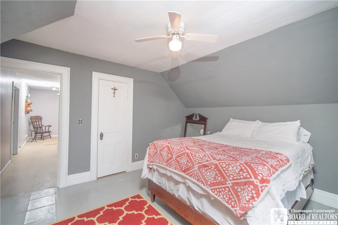 23 North Beagle Street Dunkirk, NY 14048 - Photo 19 of 34