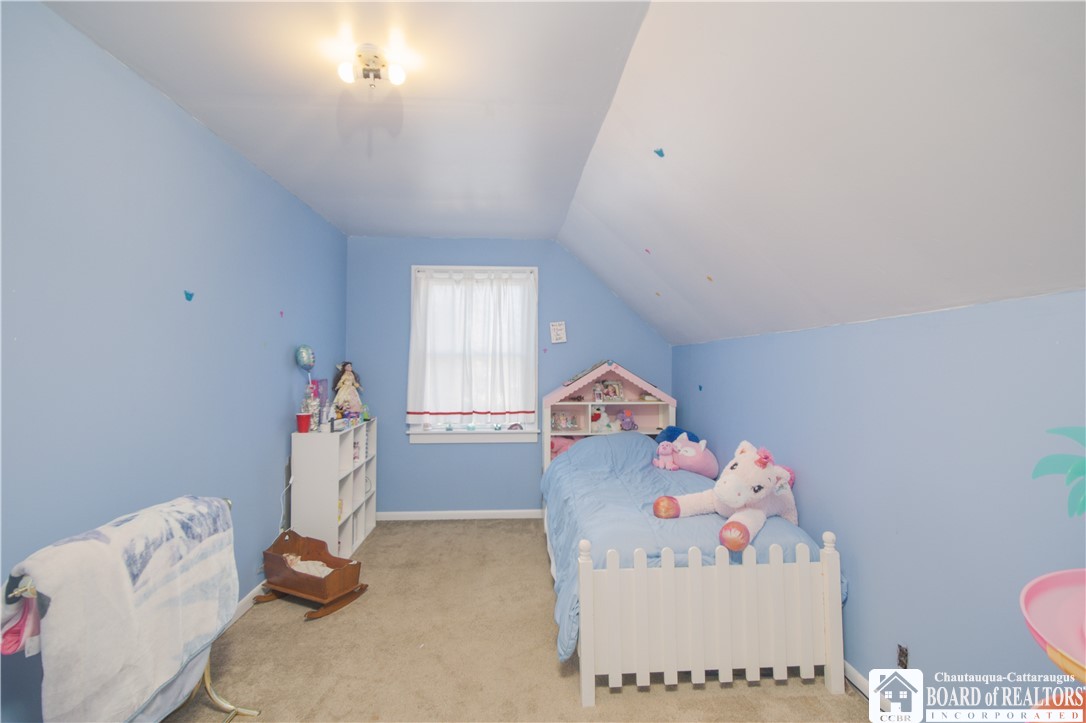 23 North Beagle Street Dunkirk, NY 14048 - Photo 21 of 34