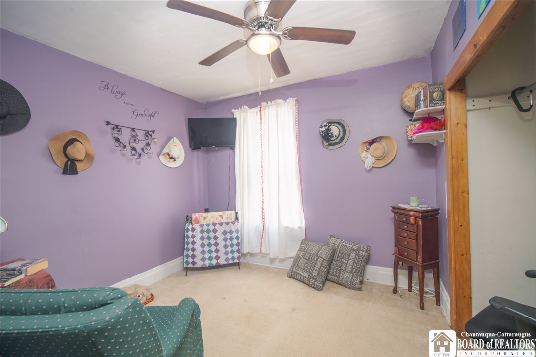 23 North Beagle Street Dunkirk, NY 14048 - Photo 10 of 34