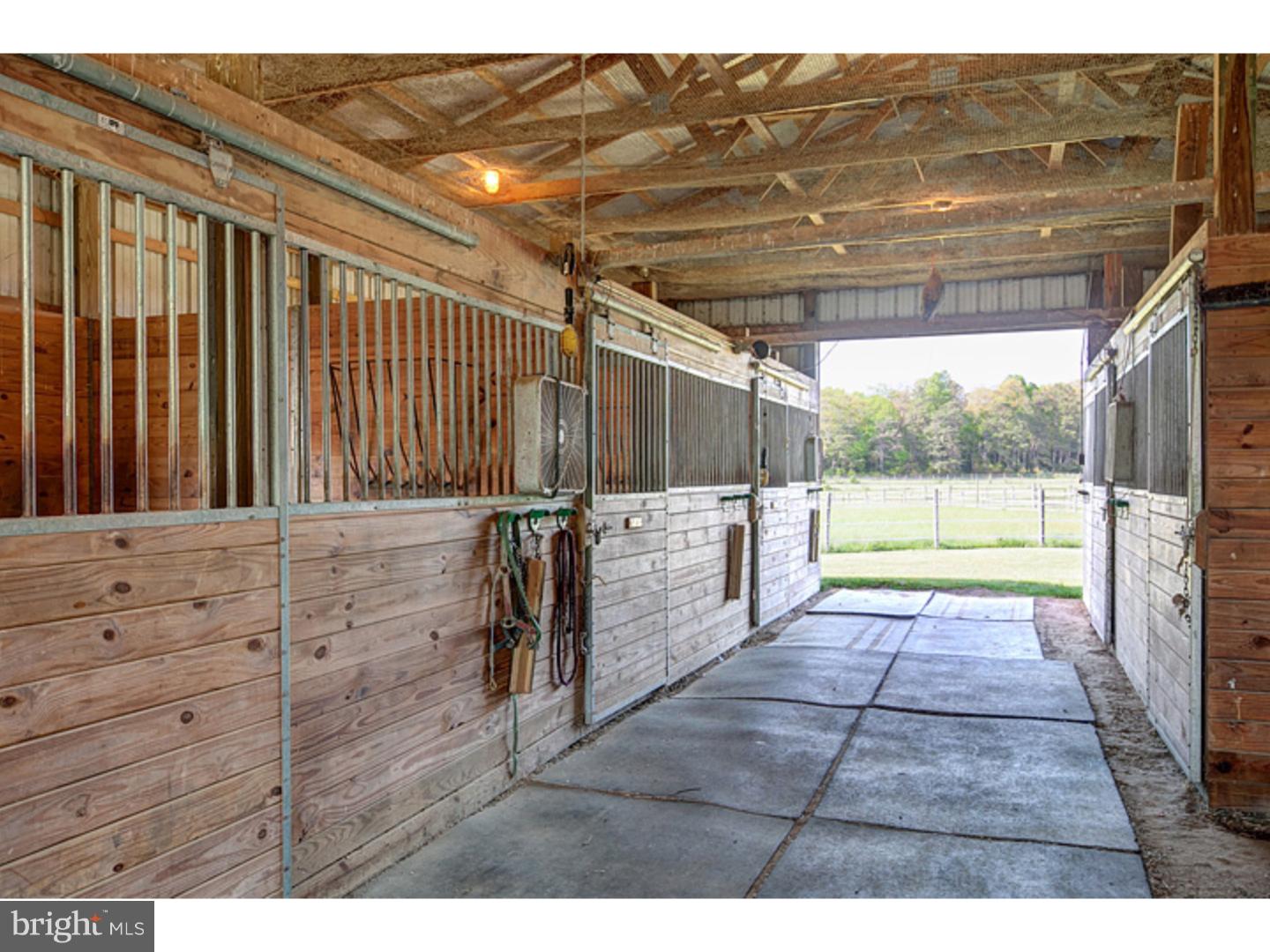 1276 Centerton Road Pittsgrove, NJ 08318 - Photo 5 of 23 Barn