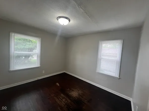 $945 | 5322 East 19th Place, Indianapolis, IN 46218