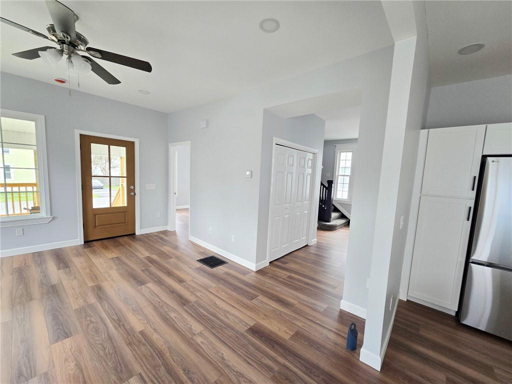 30 Evans Street Auburn, NY 13021 - Photo 2 of 24 Living room or formal dining room