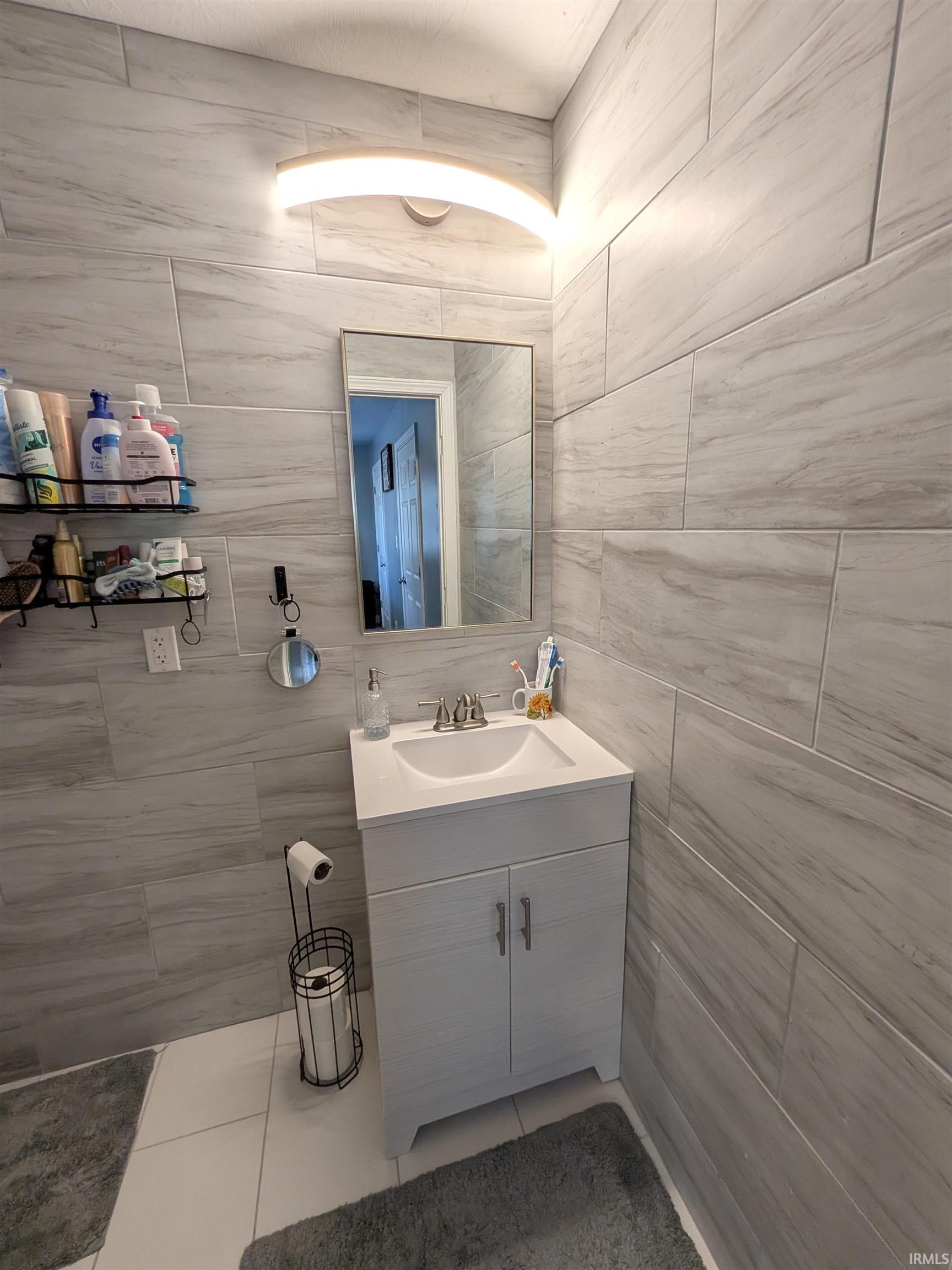 1802 South Jackson Street Marion, IN 46953 - Photo 14 of 36