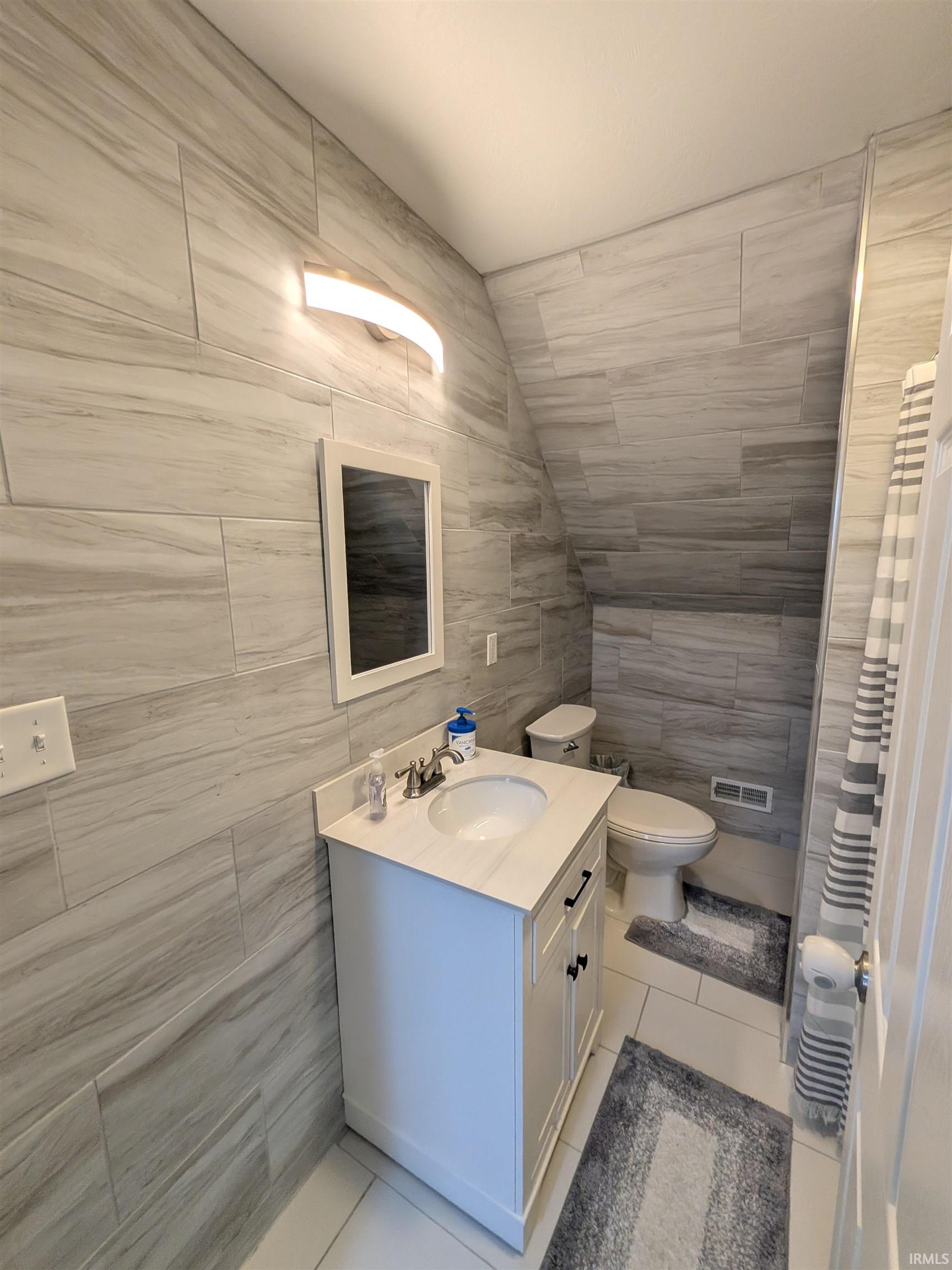 1802 South Jackson Street Marion, IN 46953 - Photo 23 of 36