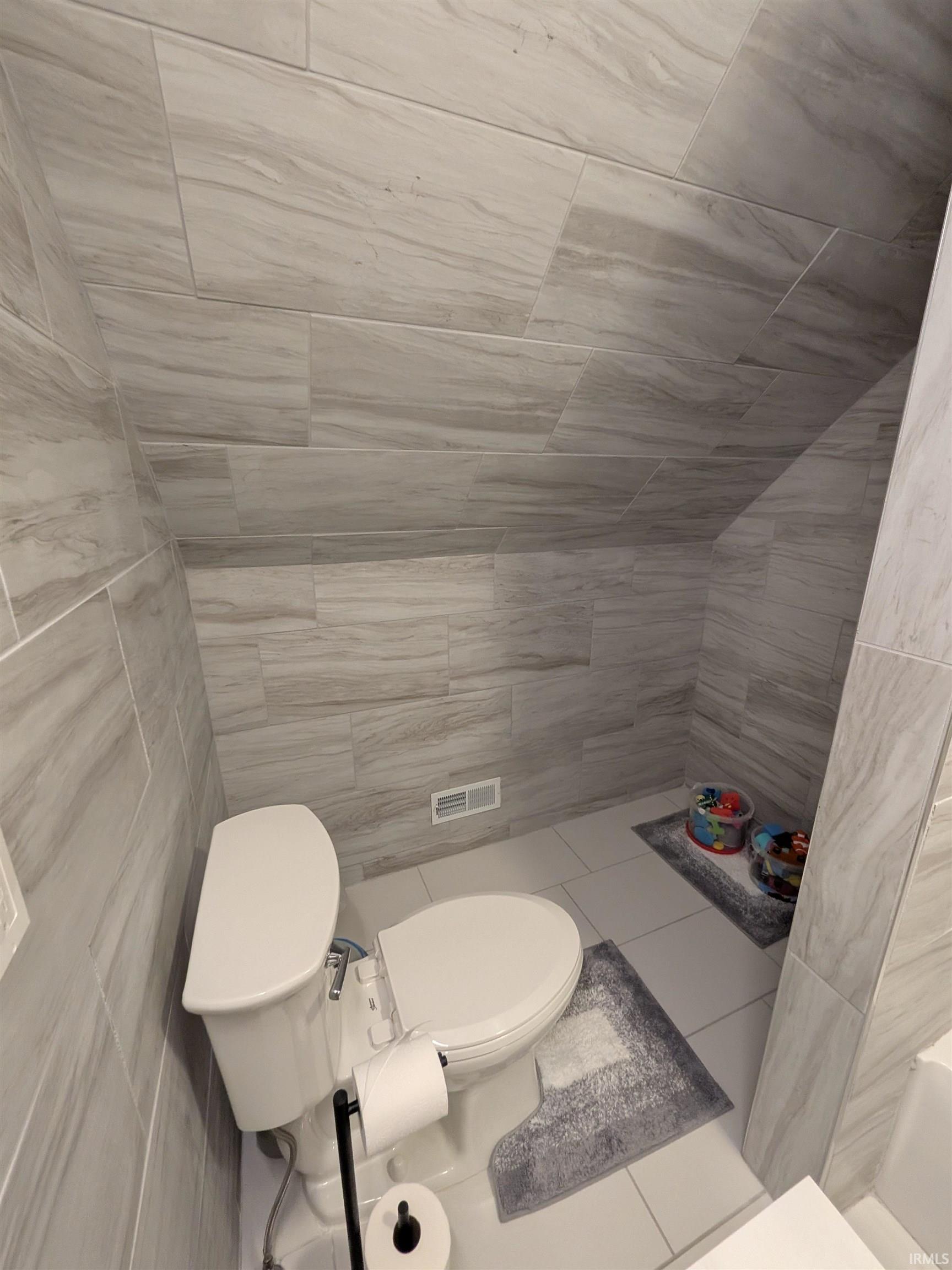 1802 South Jackson Street Marion, IN 46953 - Photo 25 of 36