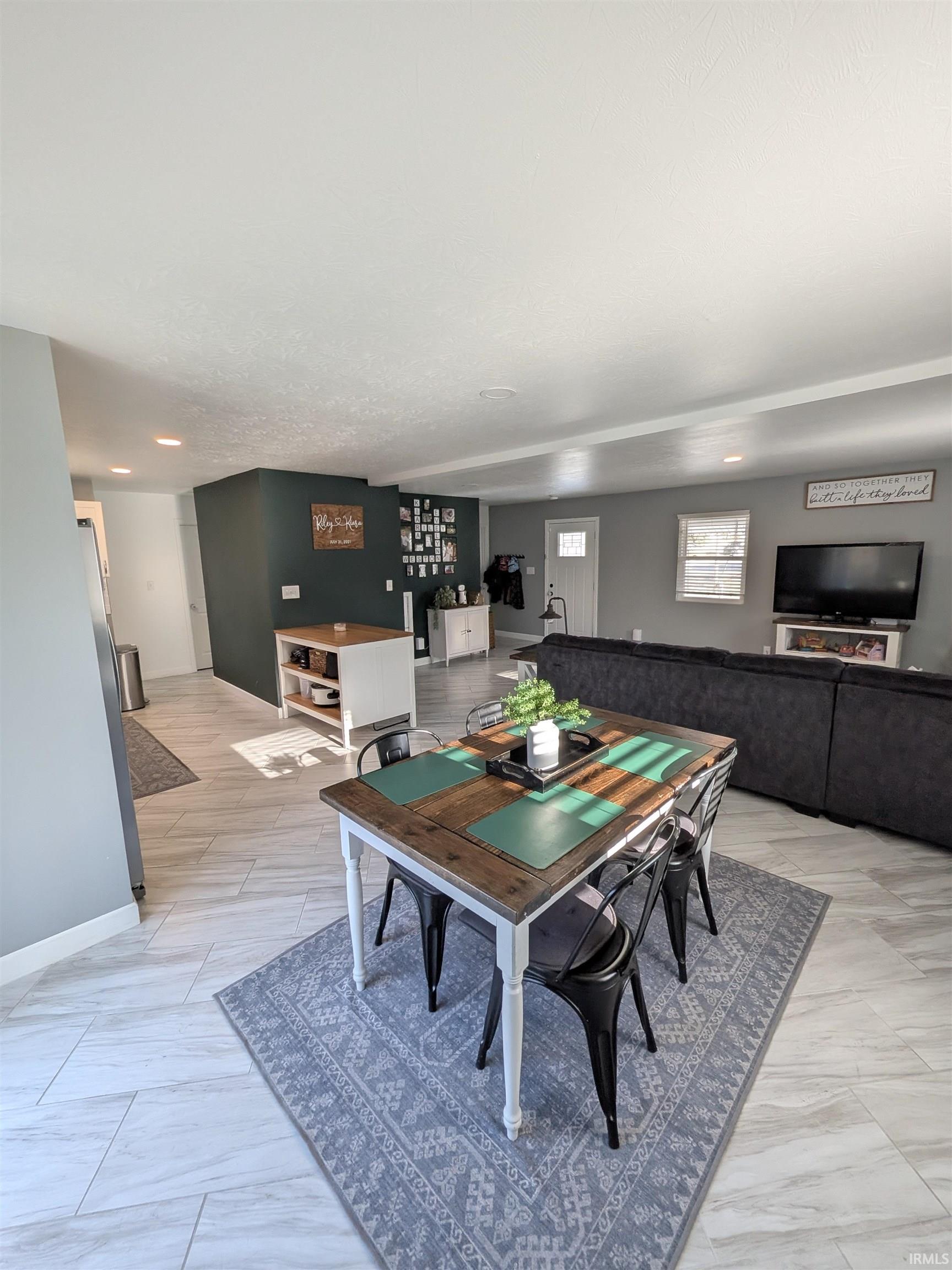 1802 South Jackson Street Marion, IN 46953 - Photo 3 of 36