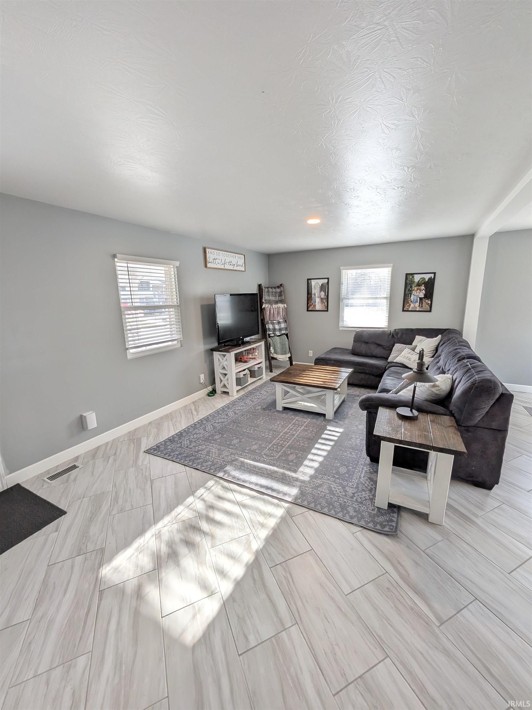 1802 South Jackson Street Marion, IN 46953 - Photo 6 of 36