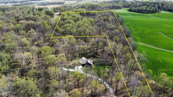 $200,000 | 7000 East County Road 50 North, Seymour, IN 47274
