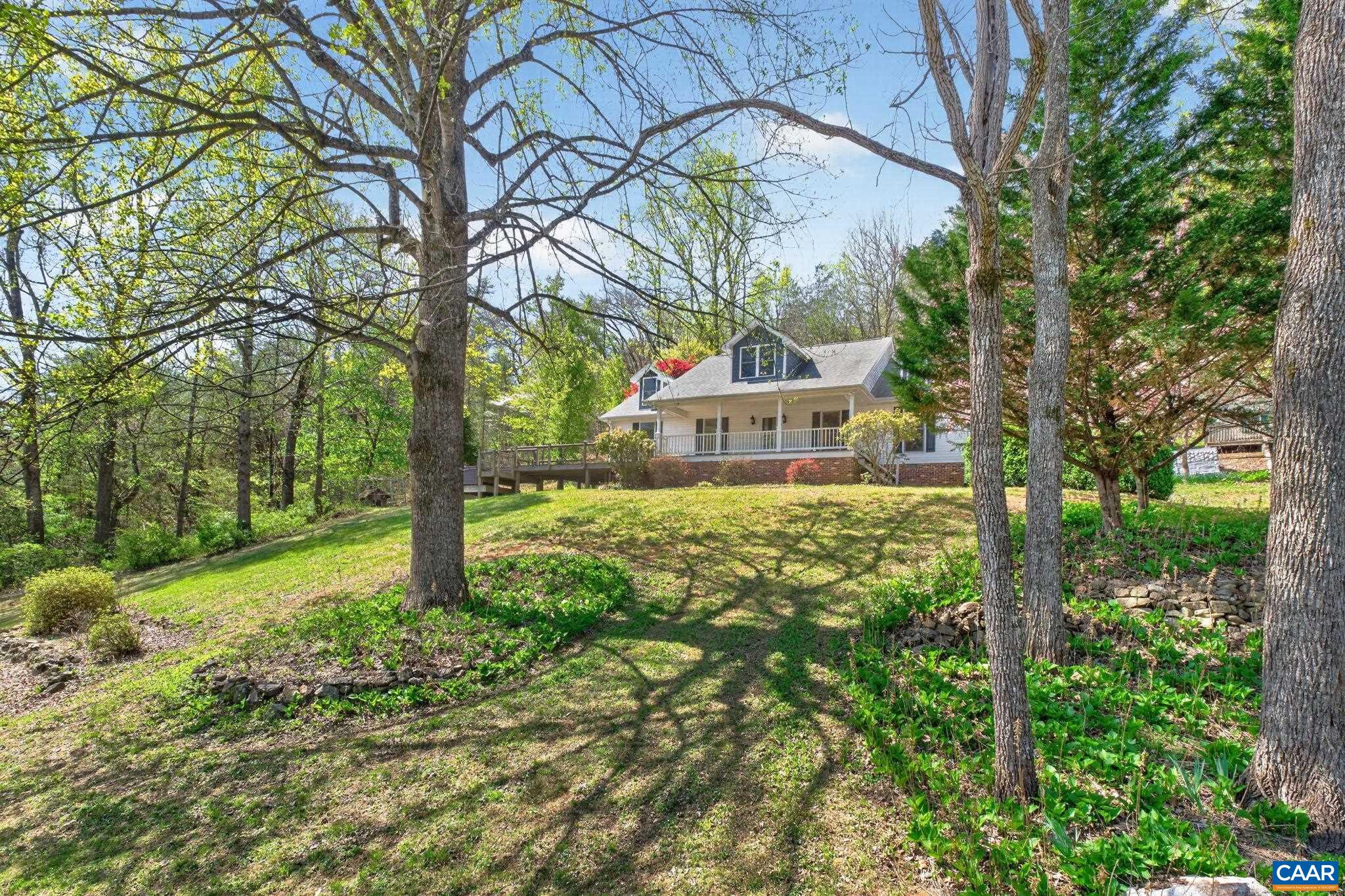 689 Mutton Hollow Road Stanardsville, VA 22973 - Photo 3 of 61