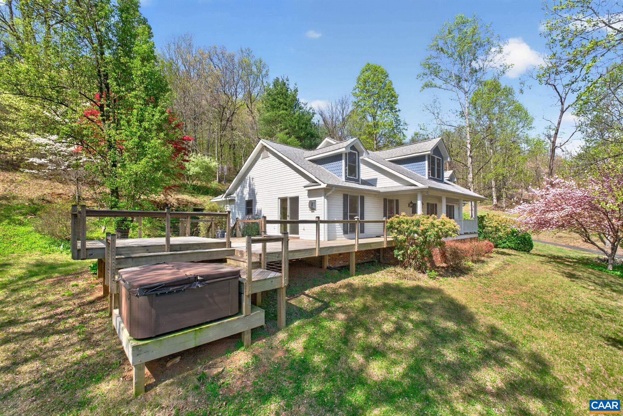 689 Mutton Hollow Road Stanardsville, VA 22973 - Photo 4 of 61