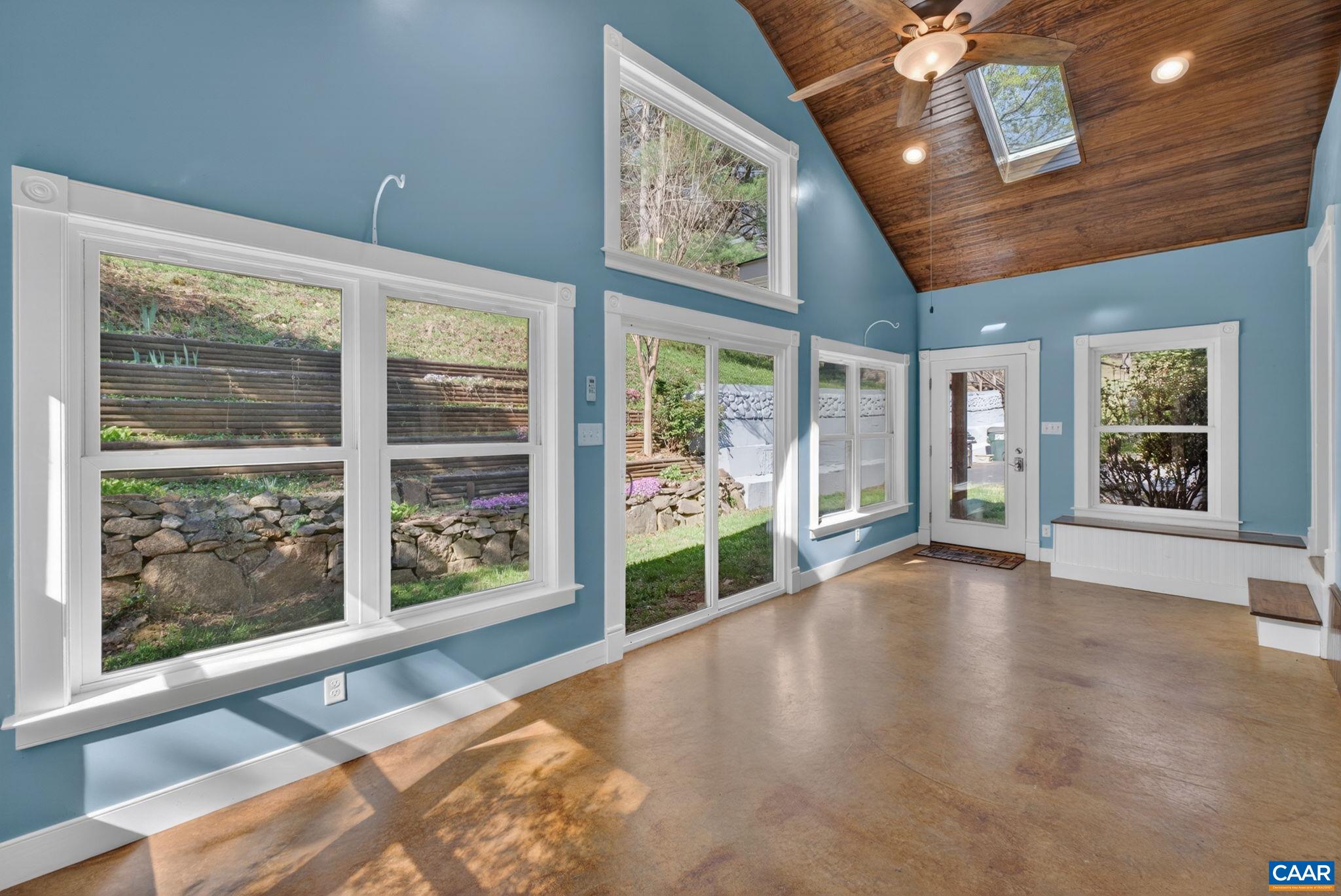 689 Mutton Hollow Road Stanardsville, VA 22973 - Photo 42 of 61 Sun Room
