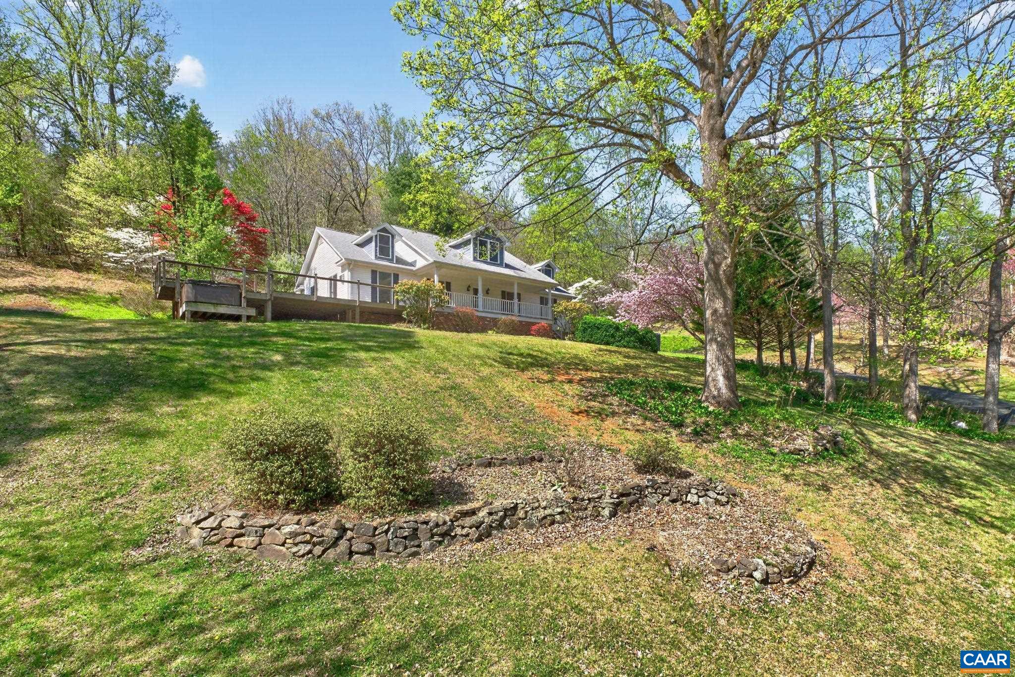 689 Mutton Hollow Road Stanardsville, VA 22973 - Photo 5 of 61