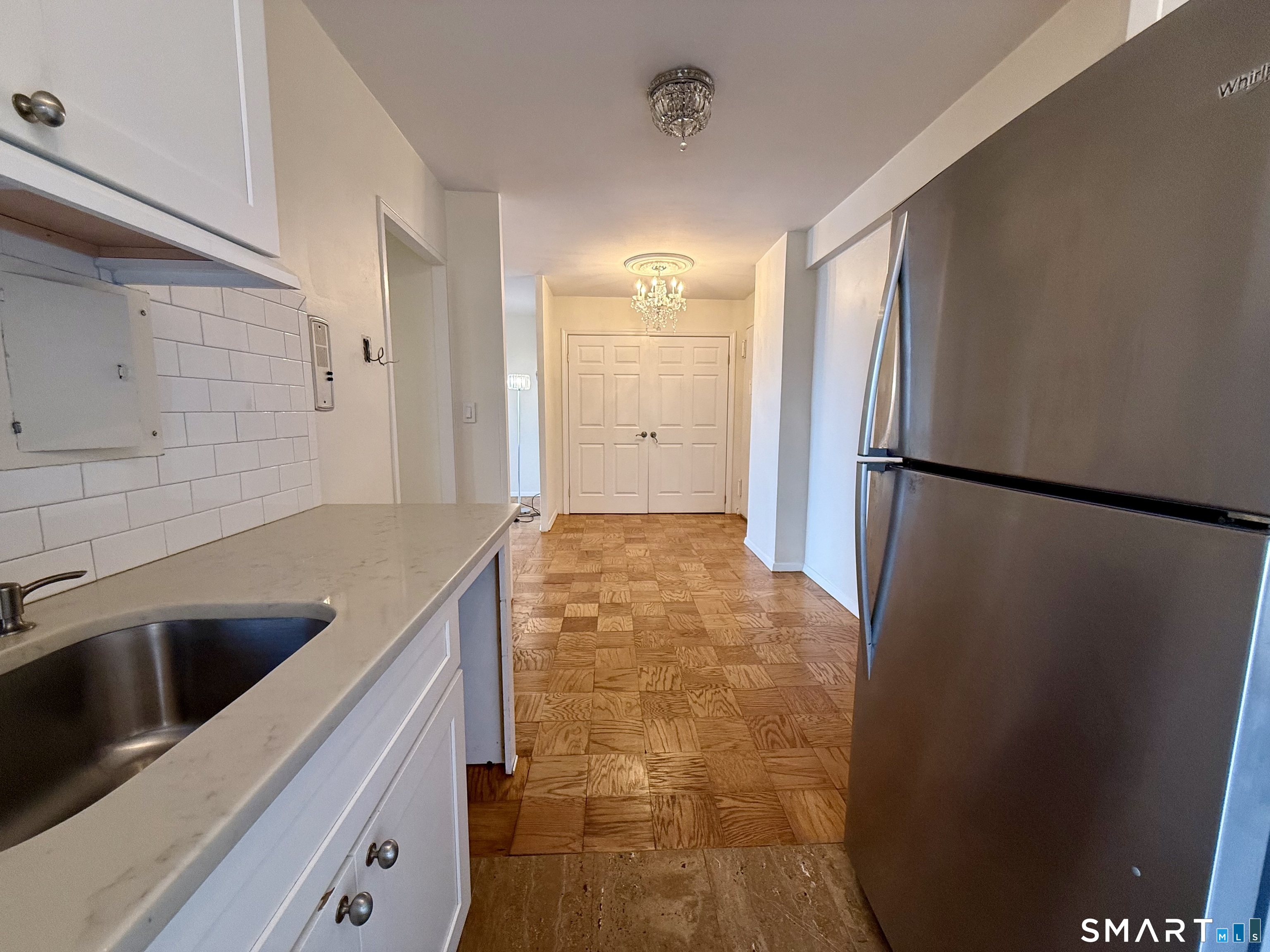 30 Glenbrook Road, Unit 6A Stamford, CT 06902 - Photo 8 of 12