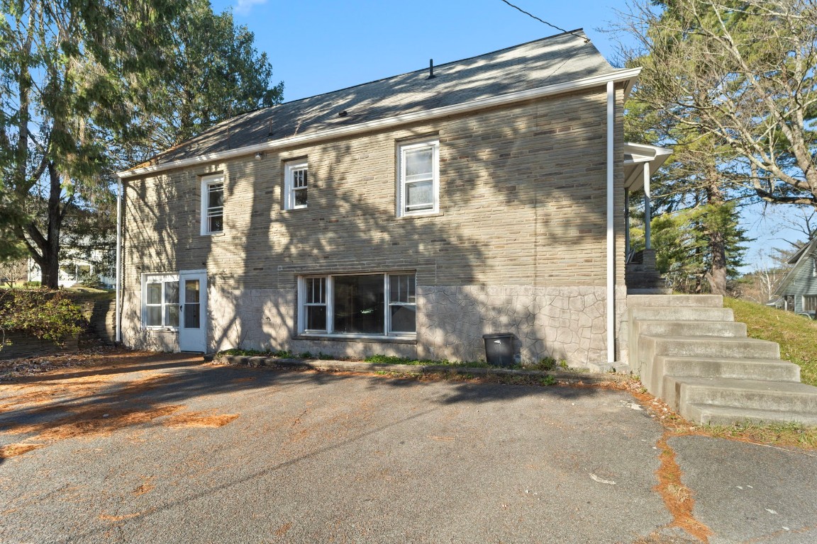 401 Echo Road Vestal, NY 13850 - Photo 19 of 42 Gallery Image 19