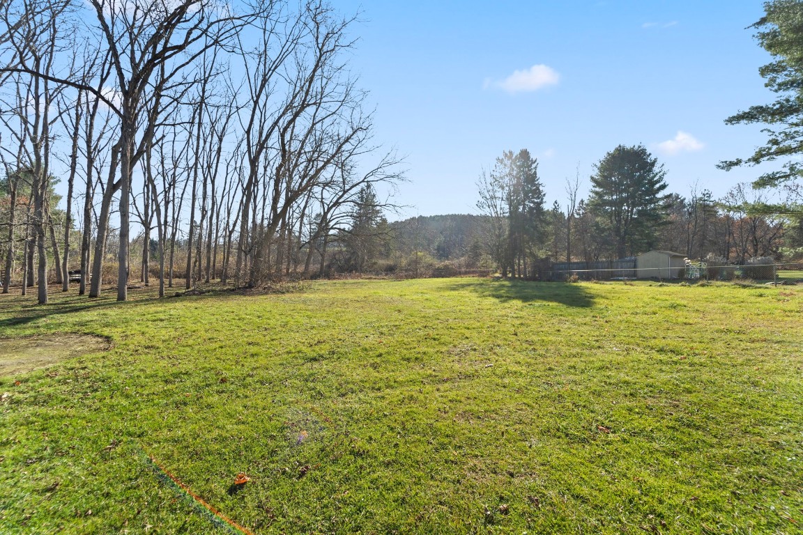 401 Echo Road Vestal, NY 13850 - Photo 9 of 42 Gallery Image 9