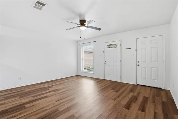 $1,495 | 1502 Sharron Court, Unit A, Cleburne, TX 76033