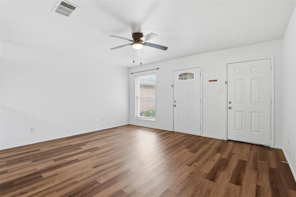 1502 Sharron Court, Unit A Cleburne, TX 76033 - Photo 7 of 26
