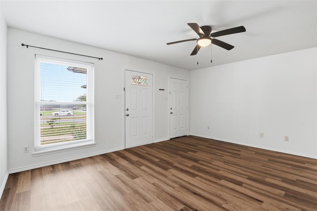 1502 Sharron Court, Unit A Cleburne, TX 76033 - Photo 8 of 26