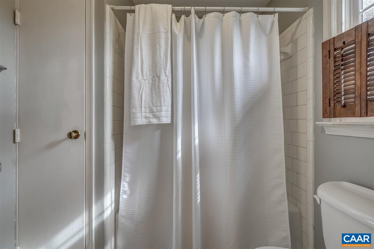 208 Surrey Road Charlottesville, VA 22901 - Photo 33 of 40 Gallery Image 33