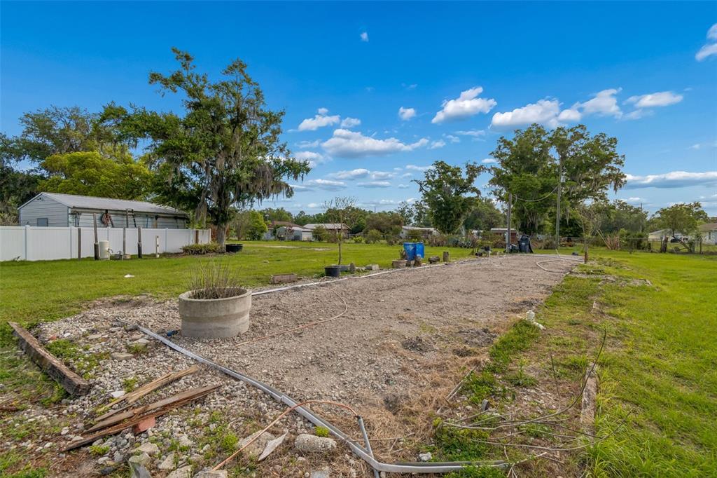 3005 West Sam Allen Road Plant City, FL 33565 - Photo 11 of 34 Gallery Image 11