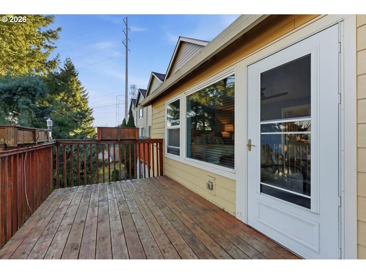 21601 Northeast Willow Glen Road Fairview, OR 97024 - Photo 23 of 48 a view of backyard with small cabin