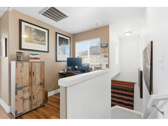 $389,999 | 21601 Northeast Willow Glen Road, Fairview, OR 97024