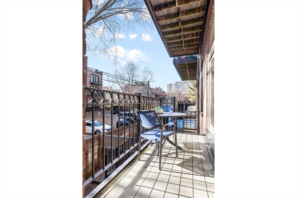 76 West Rutland Square, Unit 104 Boston, MA 02118 - Photo 19 of 23 a dining room with furniture