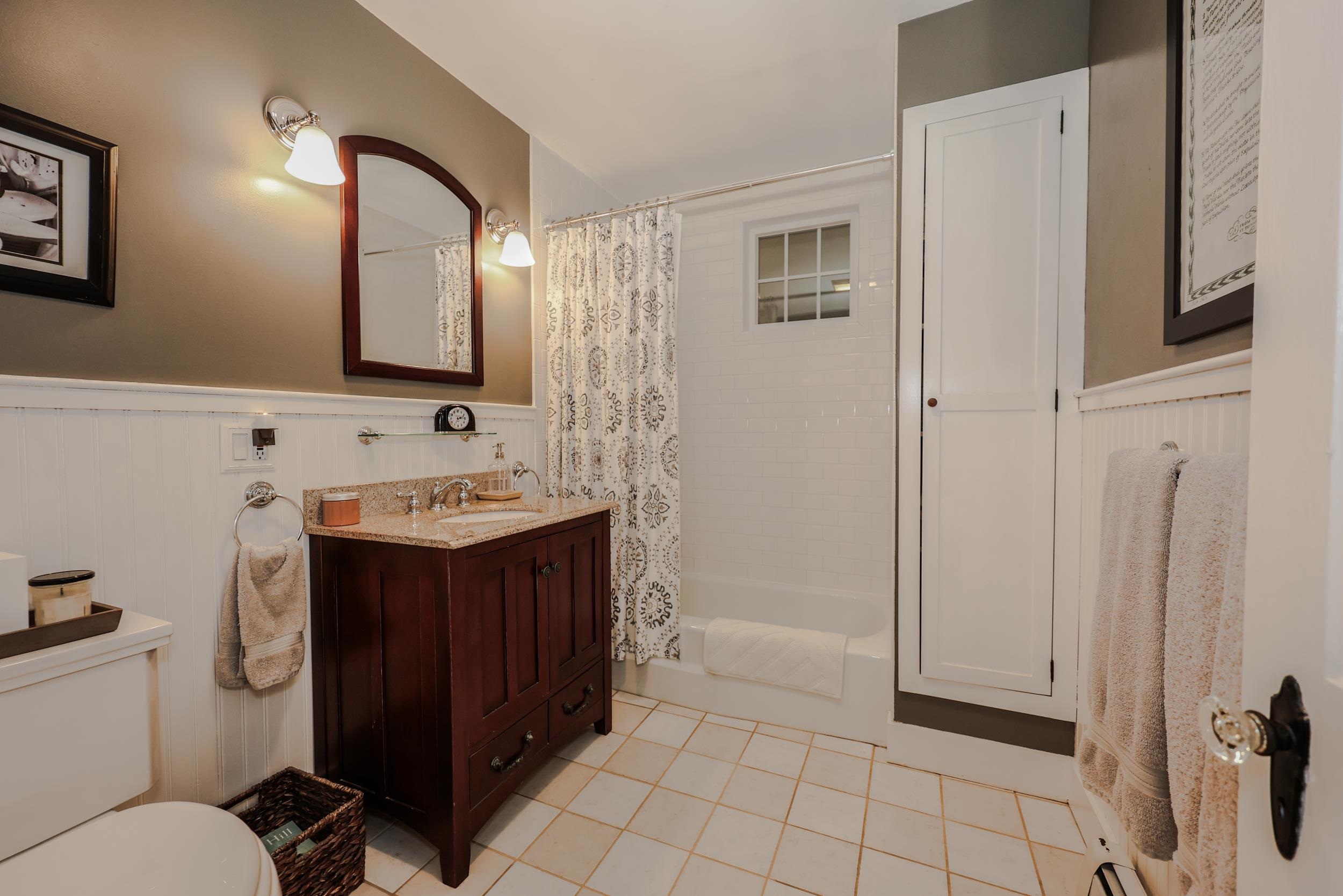 749 Maple Street Manchester, NH 03104 - Photo 42 of 46