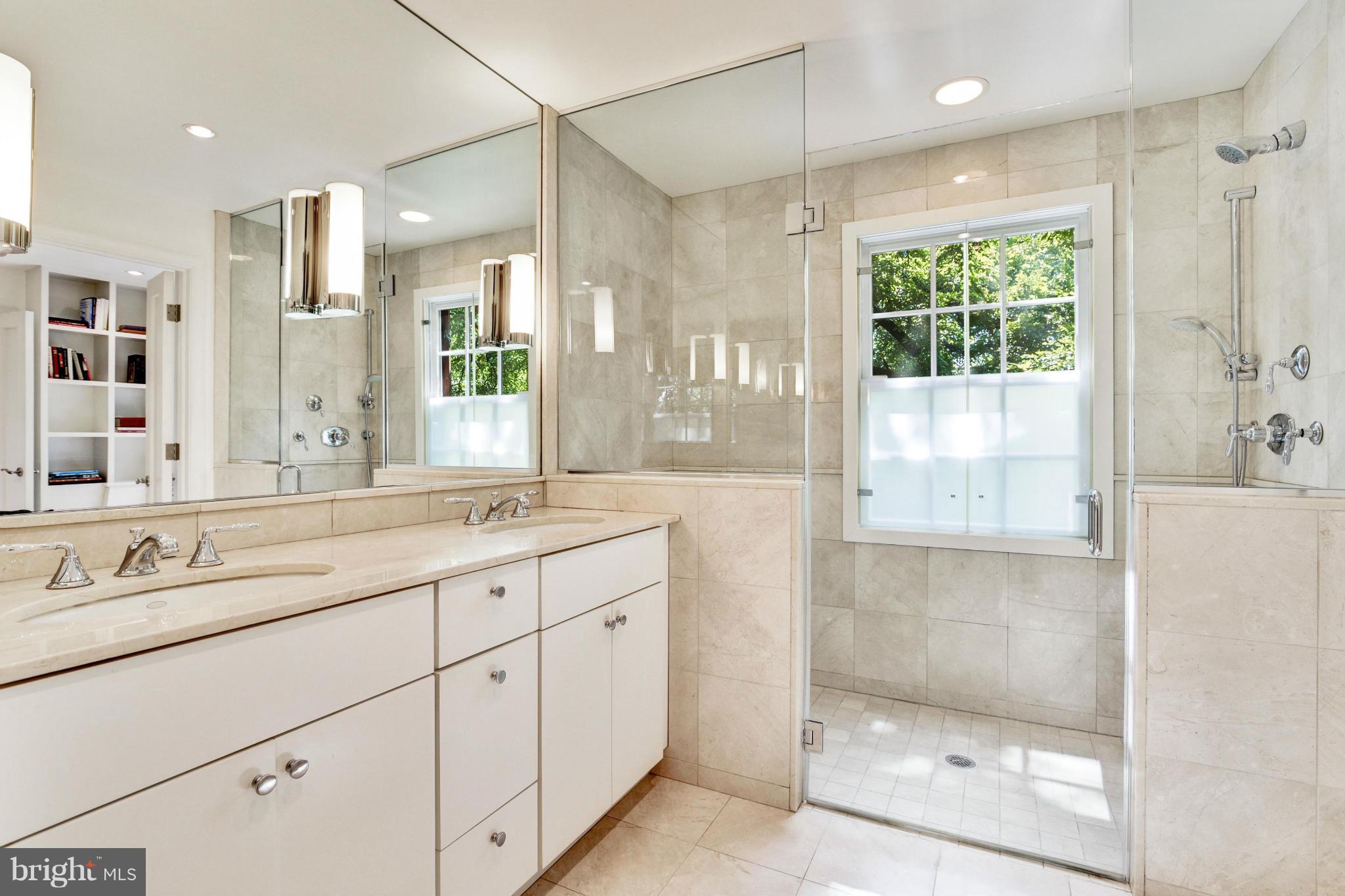 2710 Quebec Street Northwest Washington, DC 20008 - Photo 10 of 12 Bath (Master)