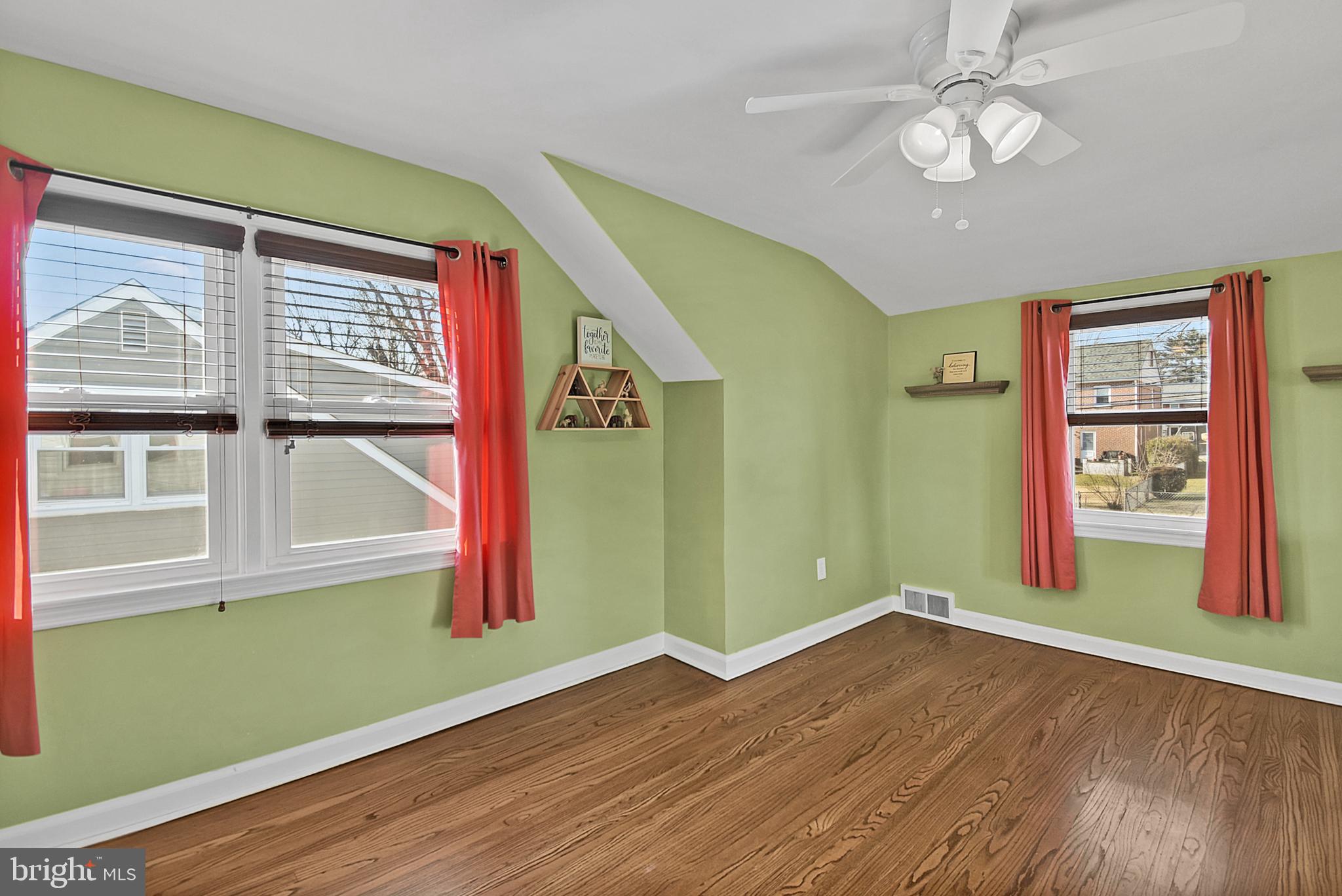 18 South Malin Road Broomall, PA 19008 - Photo 13 of 25 Bedroom 3