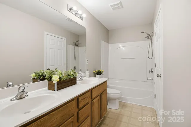 $255,000 | 125 Lynch Circle, Mooresville, NC 28117