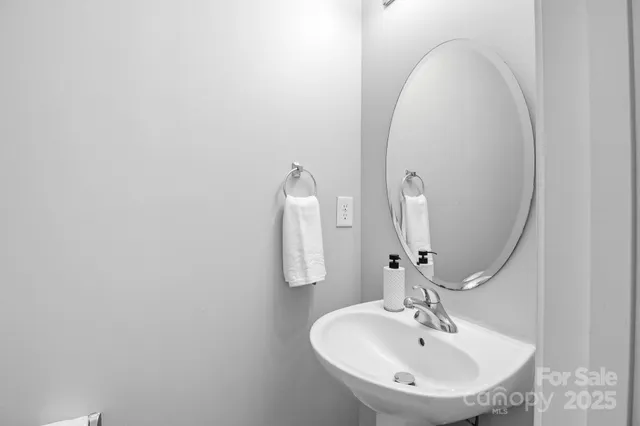 $255,000 | 125 Lynch Circle, Mooresville, NC 28117