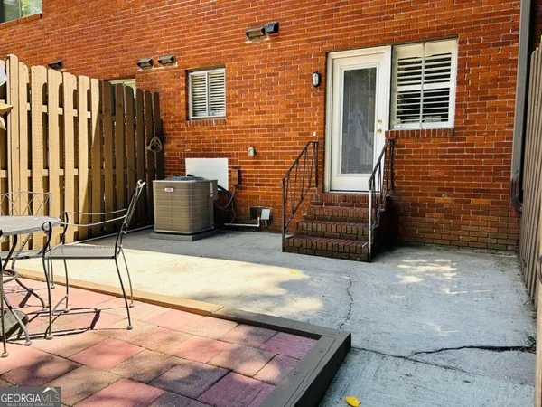 $1,895 | 1600 Briarcliff Road Northeast, Unit 1, Atlanta, GA 30306