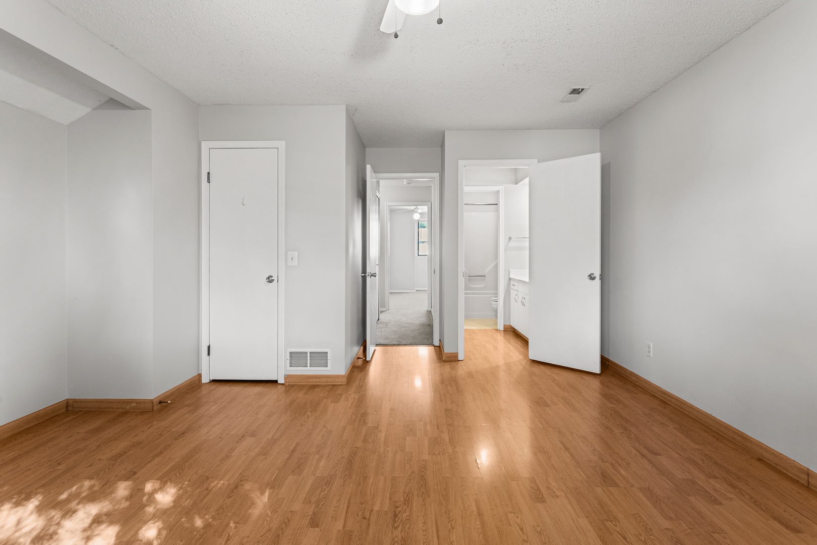 726 Higgins Road Champaign, IL 61822 - Photo 19 of 24 Gallery Image 19