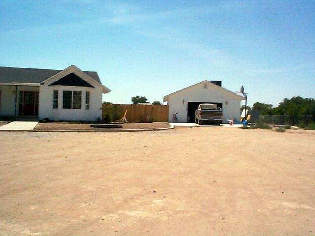 2045 Silver Circle Fallon, NV 89406 - Photo 2 of 7 Gallery Image 2