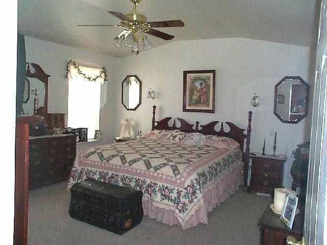 2045 Silver Circle Fallon, NV 89406 - Photo 3 of 7 Gallery Image 3