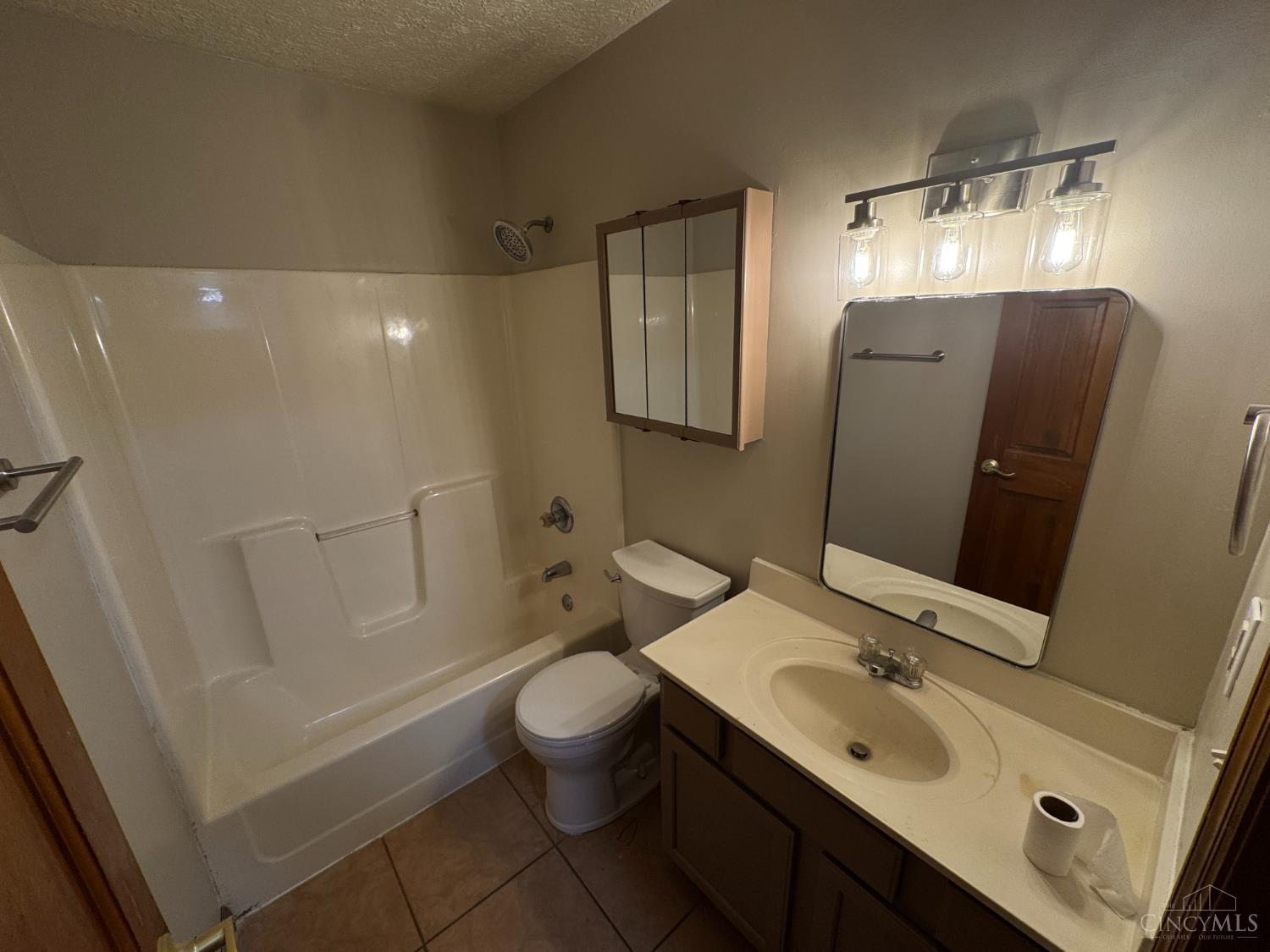 6954 Bridges Road Cincinnati, OH 45230 - Photo 20 of 43