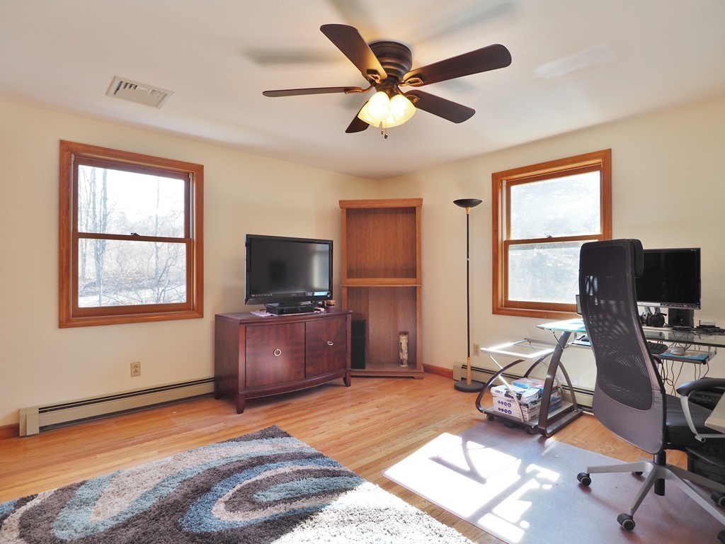 167 Northwest Road Spencer, MA 01562 - Photo 18 of 29 Gallery Image 18