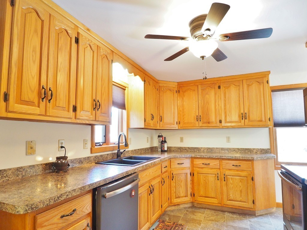 167 Northwest Road Spencer, MA 01562 - Photo 9 of 29 Gallery Image 9