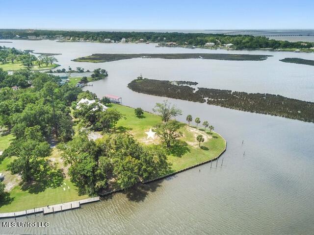 13817 Arbor Circle Ocean Springs, MS 39564 - Photo 2 of 15 009