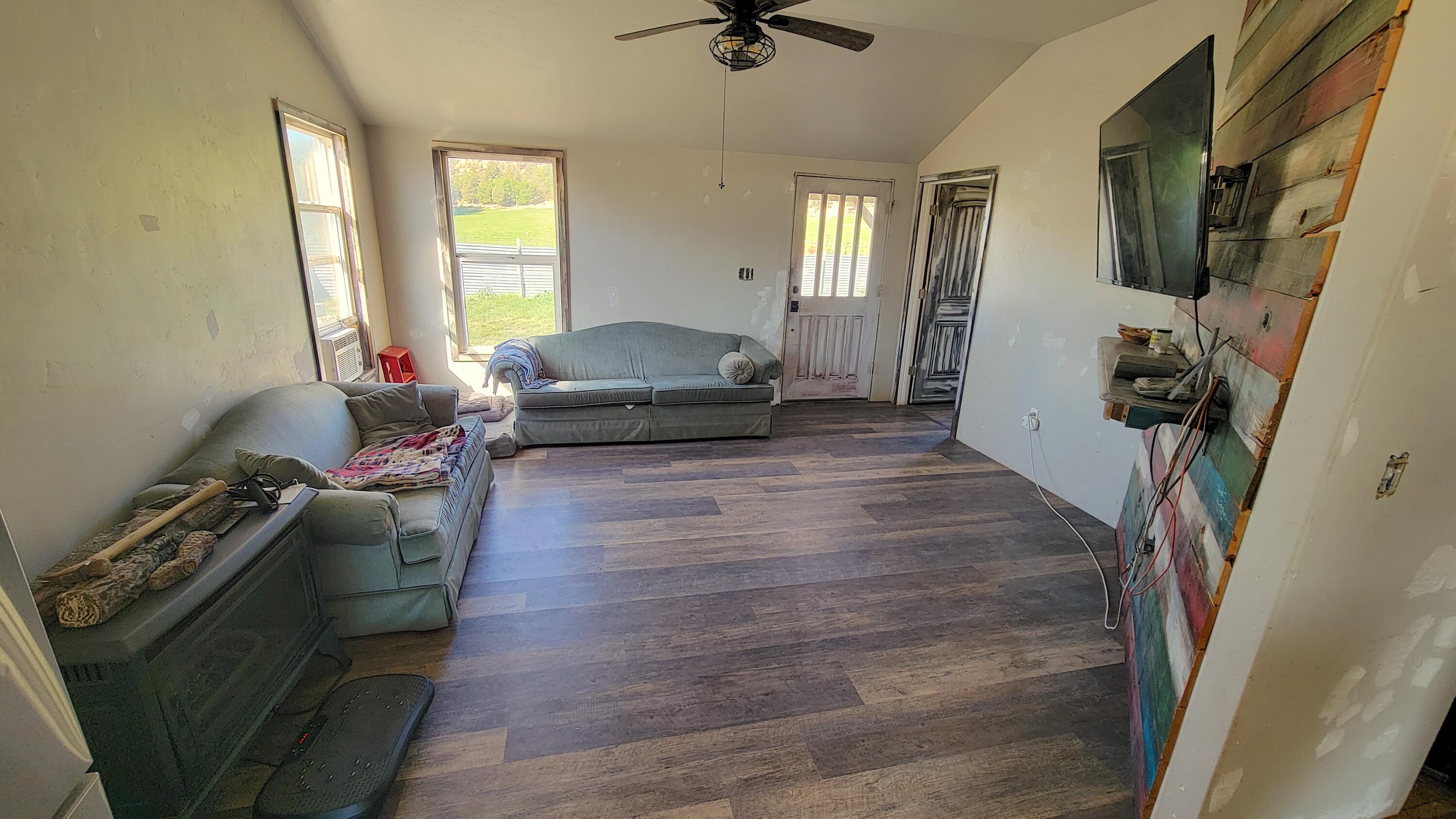 696 North Barnes Road Prineville, OR 97754 - Photo 6 of 23 20240919_101441