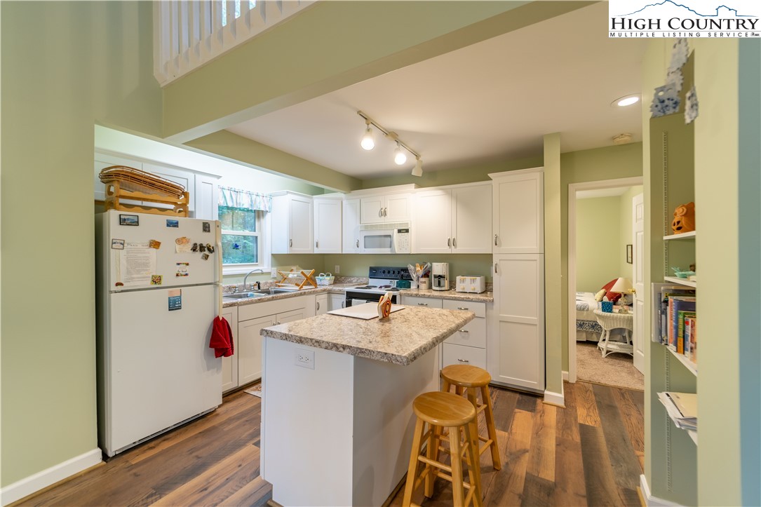 1097 Rivers Edge Road Sparta, NC 28675 - Photo 17 of 43 Gallery Image 17