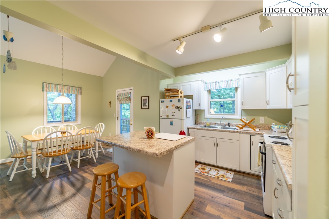 1097 Rivers Edge Road Sparta, NC 28675 - Photo 20 of 43 Gallery Image 20