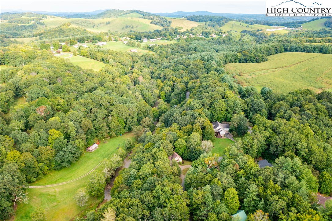1097 Rivers Edge Road Sparta, NC 28675 - Photo 4 of 43 Gallery Image 4