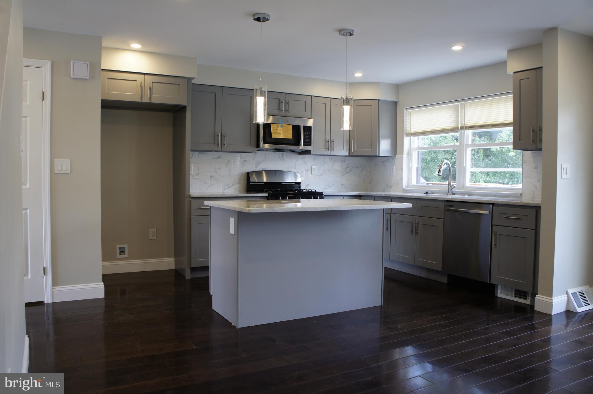 12732 Minden Road Philadelphia, PA 19154 - Photo 10 of 23