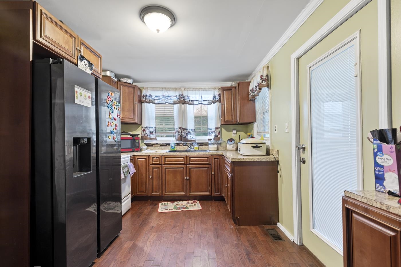 1706 Duke Street Georgetown, SC 29440 - Photo 3 of 12 Gallery Image 3