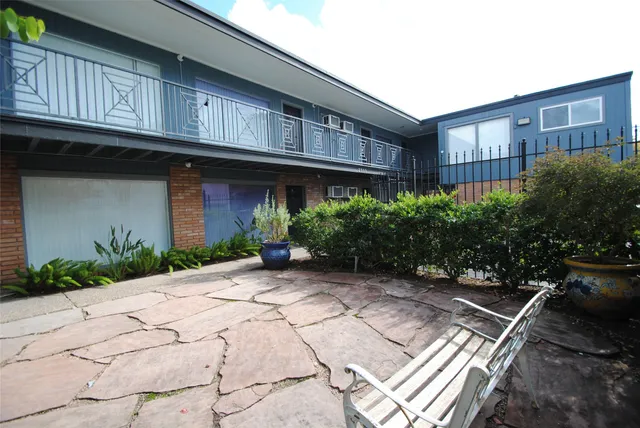 $1,475 | 2515 Yoakum Boulevard, Unit 10, Houston, TX 77006