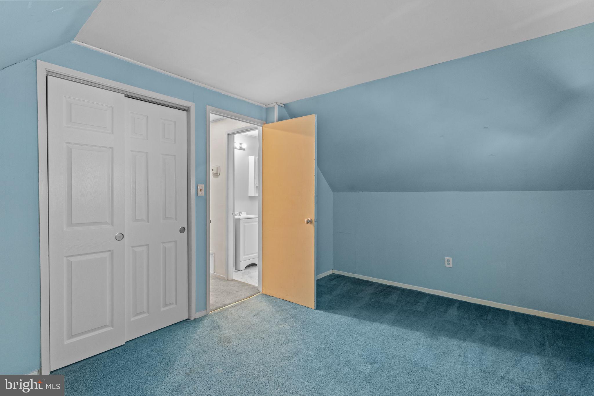 9 Queens Bridge Road Levittown, PA 19057 - Photo 21 of 26 Gallery Image 21