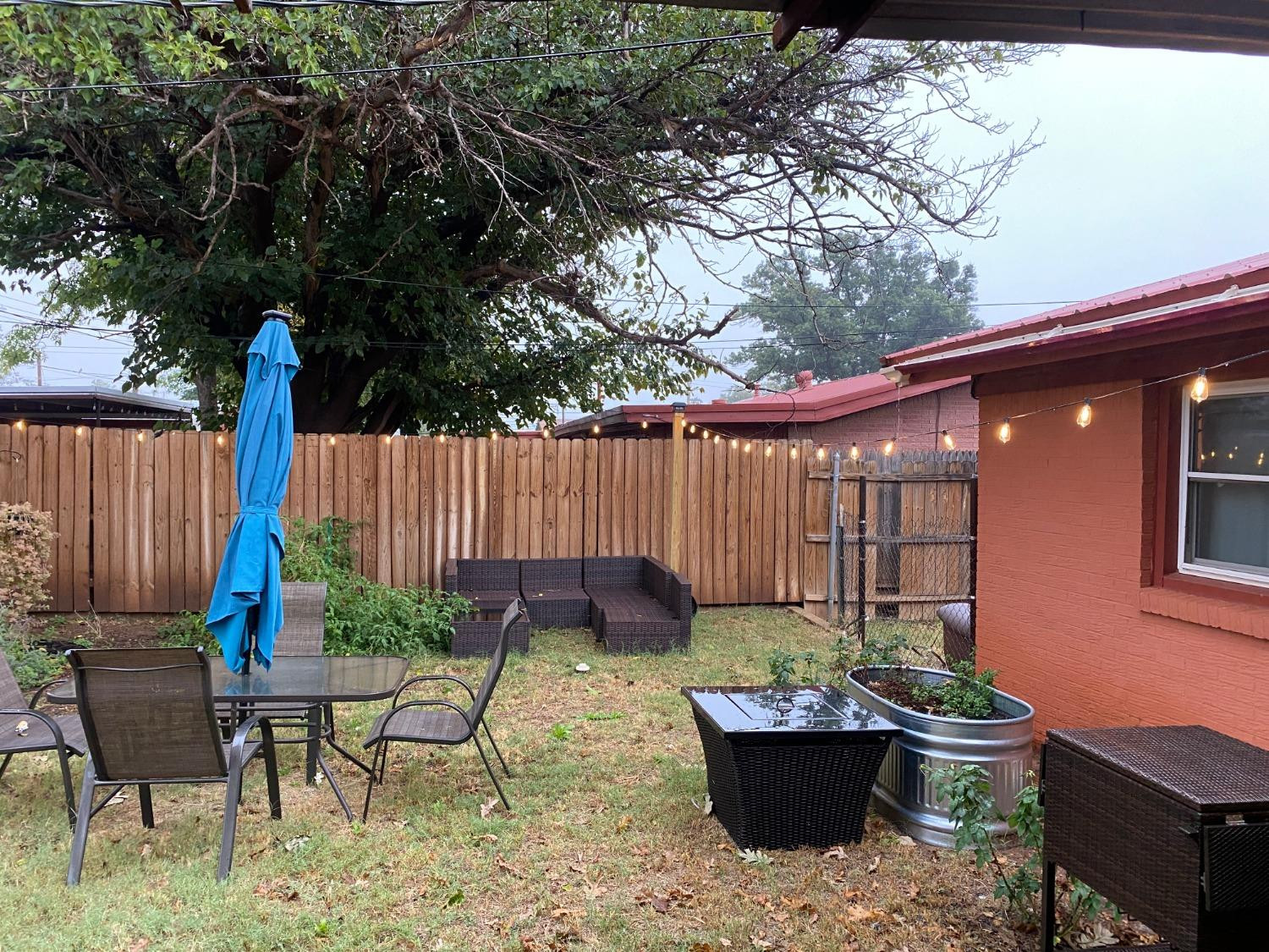 1006 West 11th Street Post, TX 79356 - Photo 35 of 39 a garden view with a seating space