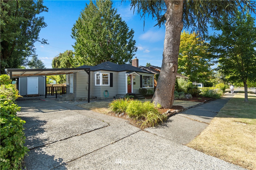 815 Decatur Street Southwest Olympia, WA 98502 - Photo 3 of 27 Gallery Image 3